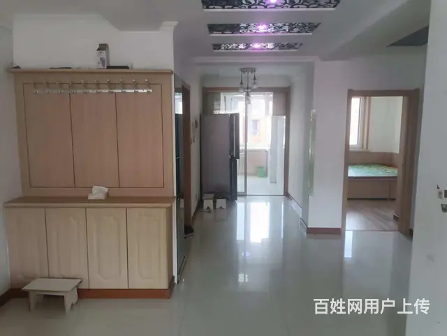 王府花园5楼85平2室1厅，精装修，立式空调，床，冰箱，洗衣 - 图片 3