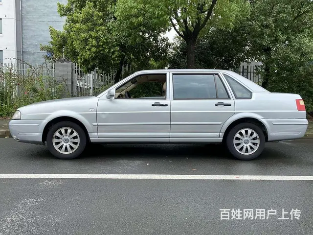 大众 桑塔纳 2005款 桑塔纳3000 1.8 自动 超越 - 图片 3