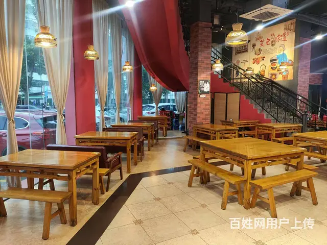 （51旺铺推荐）琼山区海府路三岔口135平餐饮店转让 - 图片 4