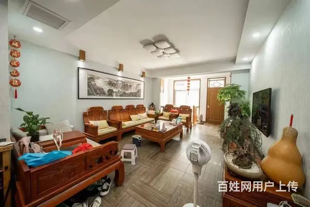凯旋城一层带院60平195万 普通住宅 精装修 - 图片 1