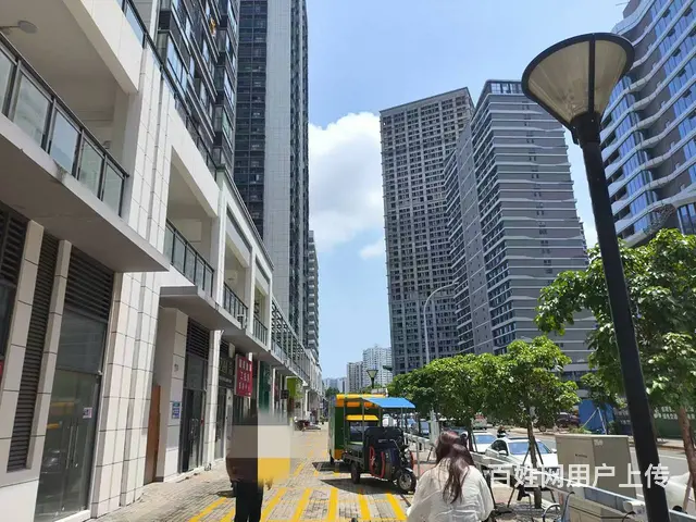 （51旺铺推荐）龙华区龙湖光年对面112平铺面出租 - 图片 3
