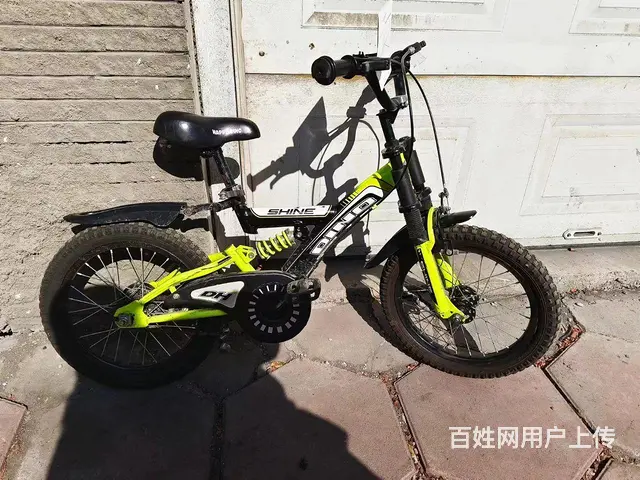 儿童自行车 - 图片