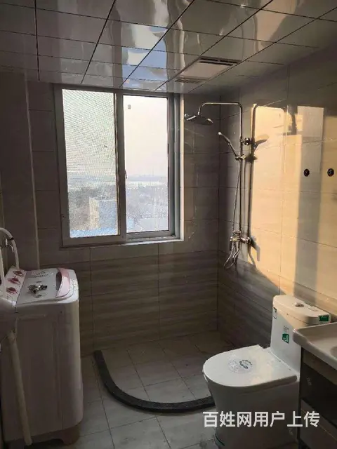 南湖御景电梯房两室精装修，家具家电齐全拎包即住看房方便。 - 图片 8