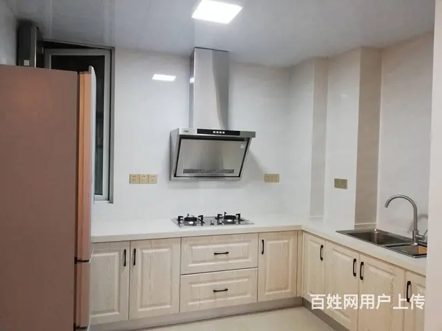 罗马都市 普通住宅三房二卫 精装修 - 图片 1