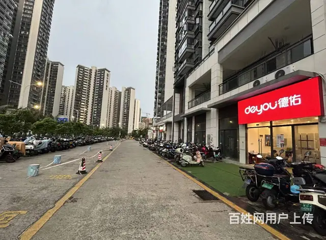 （51旺铺推荐）坡博家园一楼62平铺面直租 - 图片 2