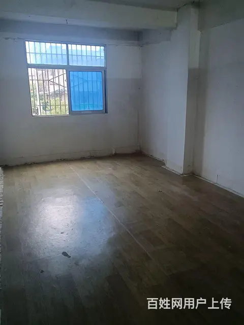 榕江大酒店后面 2 房 2 厅，有需要的联系 - 图片 1