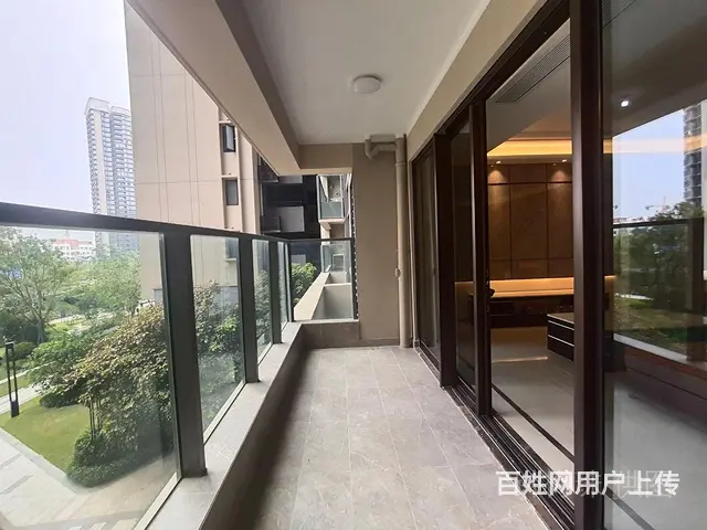 珠海轻轨站 时代保利中环广场 天珀 精装4室 家具电器齐全 - 图片 11