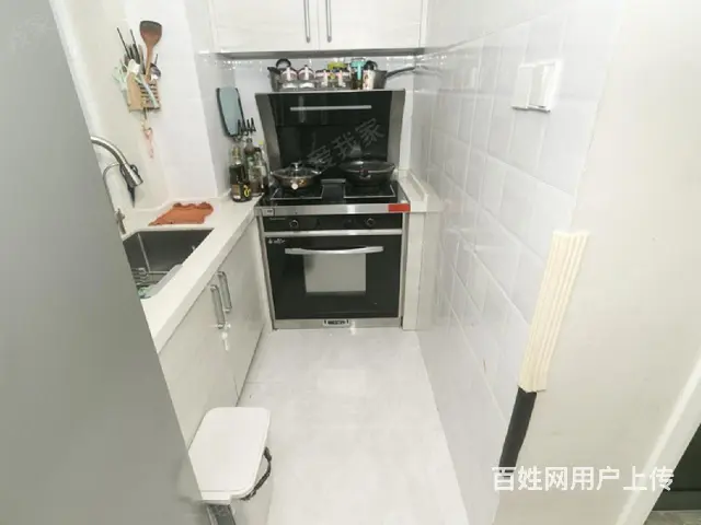 新上 业主30万自住精装，大师级空间设计，3层隔音，伶包入住 - 图片 8
