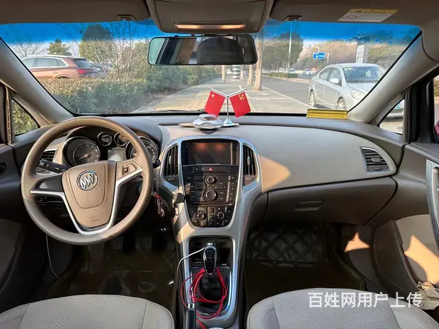 别克 英朗 2013款 英朗XT 1.6 手动 舒适版 - 图片 5