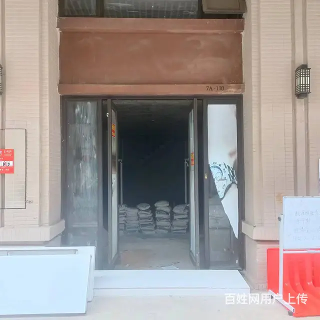 （51旺铺推荐）龙华区中海锦城51平空铺出租（带阁楼） - 图片 1
