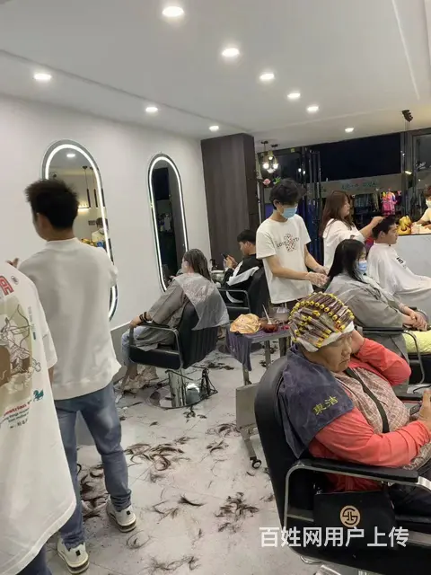 （51旺铺推荐）金鸡岭60平理发店整体转让 - 图片 5