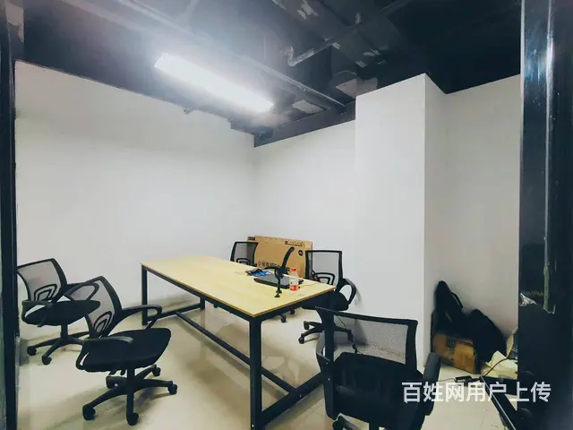 5号线地铁口，精装修215方办公室 物业直租，带隔断 - 图片 4