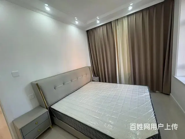 仙洞山附近，学府家园，低楼层3室，130平 - 图片