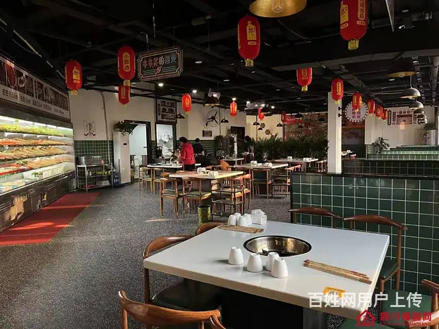（四川铺鑫网）巴州区王府景旁350㎡串串店转让 - 图片 1