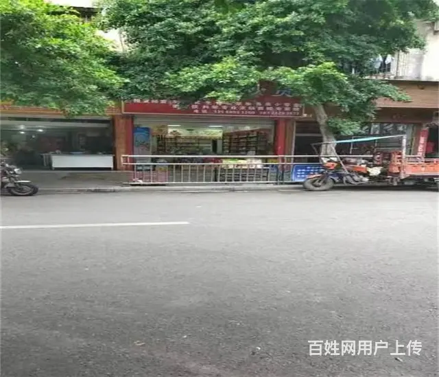 (同城搜铺网)城南市场门口61平炒货店转让(可空转) - 图片 1