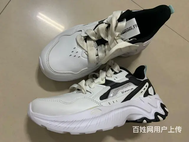 361品牌运动鞋 - 图片 1