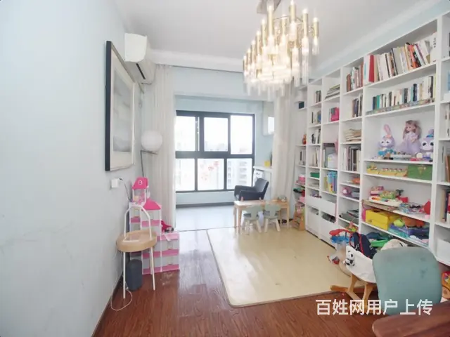 送车位 火车东站旁双阳台 自住精装 保养好 拎包入住 - 图片 1