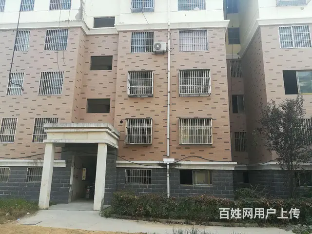 个人新房便宜卖低价出售4楼带5楼上下2层，交通便利 - 图片 1