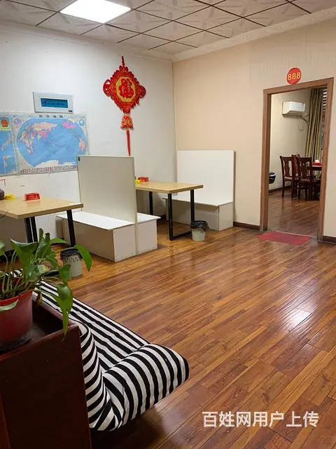 八年餐饮老店转让 - 图片 1