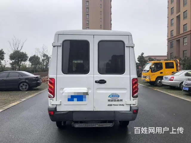 依维柯中顶短轴6座包过户支持分期付款首付2万 - 图片 9