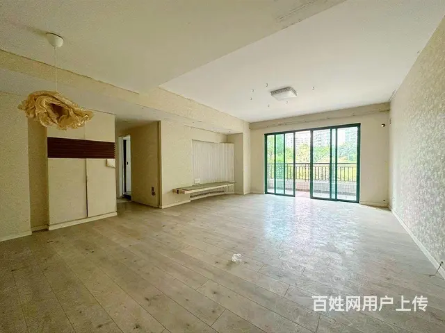 南国花园  1500万 南向送大露台 望小区花园 - 图片 1