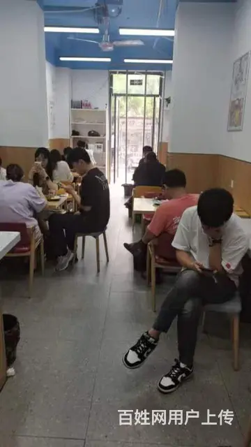 小区底商，医院门口小吃店转让 - 图片 1