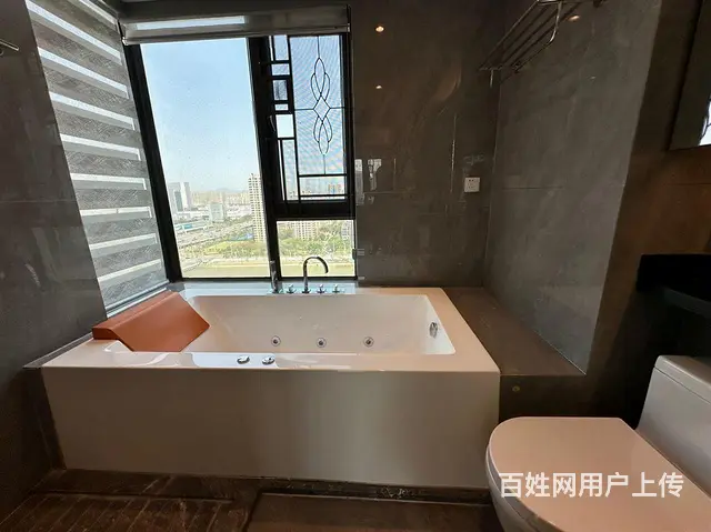 全新装修 华发新城五期 看河景 5房3卫 - 图片 6