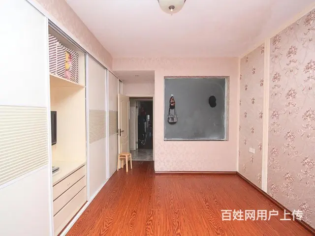 此房有两层半，有露台有阳光房。上下两层拎包入住 - 图片 10