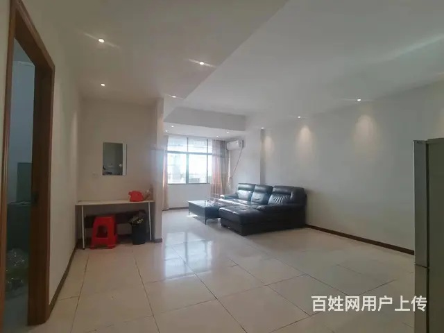广州白云3号线龙归地铁洋房32.8万2房小区规模 - 图片 1