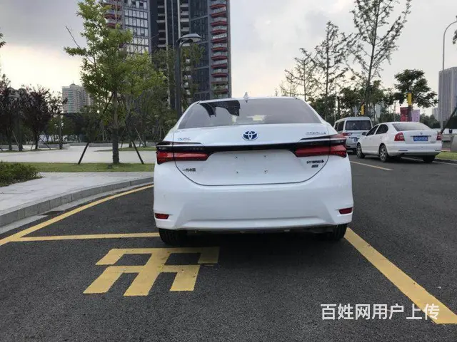 丰田 卡罗拉 2017款 卡罗拉双擎 1.8 无级 精英版 - 图片 8
