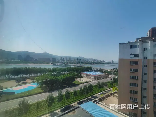 北大街恒屹家园10楼142平三室69.8万 - 图片 1