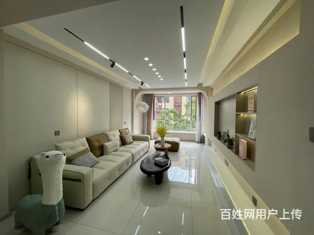王府花园，首付6万～2室两厅，南北通厅，2楼，88平，奶油风 - 图片 1