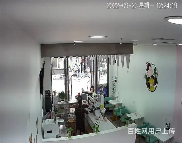 （同城搜铺网）万达金街88平冷饮店转让 - 图片 6