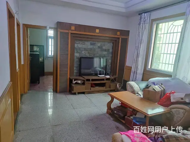 上高建设中路院内二楼三房带露台用天然气地下室17平方地段好 - 图片 4