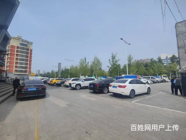 （徐州找店网） 房东直租！邳州图书馆对面大门头旺铺出租 - 图片 4