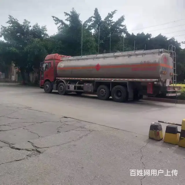 广西贺州户二手前四后六20吨铝合金油罐车 - 图片 2