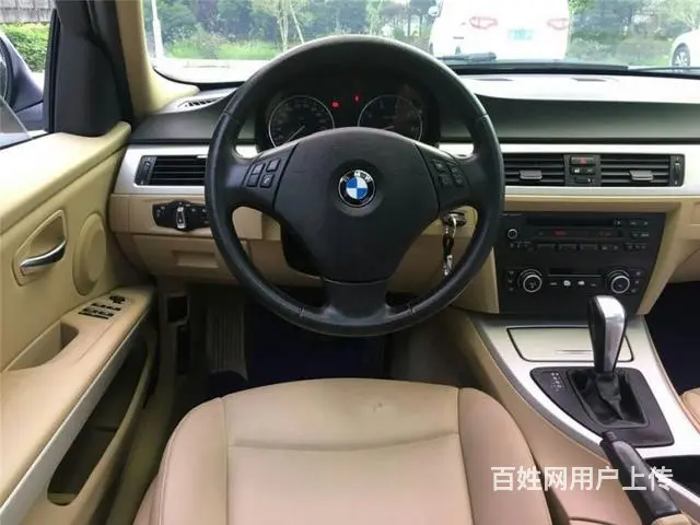 宝马3系 2010款 320i 2.0 手自一体 - 图片 3