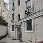 校园内宿舍，安全环境优美，交通便利