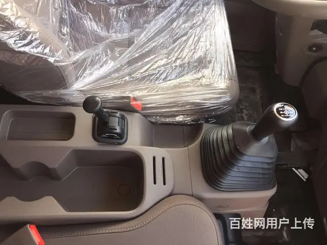 福田蓝牌4.2米厢式 康明斯发动机肉钩车冷藏车 - 图片 7