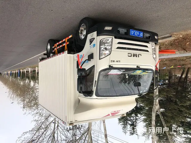 江铃 厢式货车 国5 - 图片 1