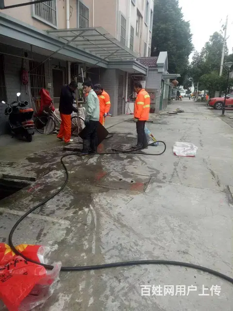 野鸭湖片区专业化粪池清理 抽粪清沟 高压清洗管道 - 图片 1