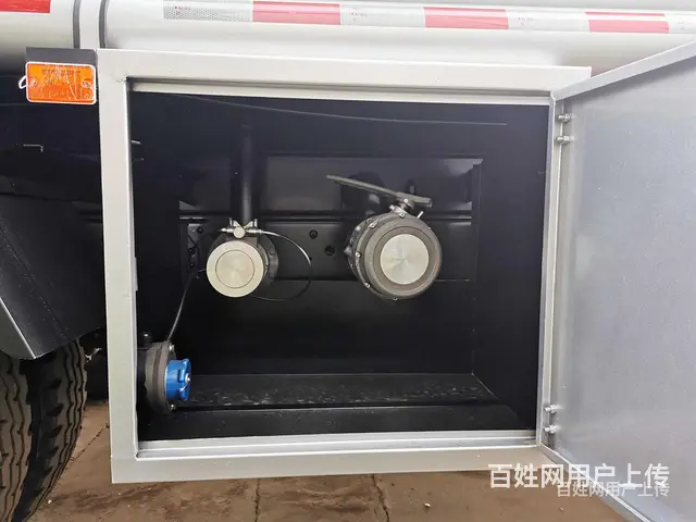 东风凯普特8吨多功能油罐车2021新款 - 图片 4