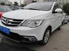 宝骏630 2014款 1.5L 自动 精英型 (