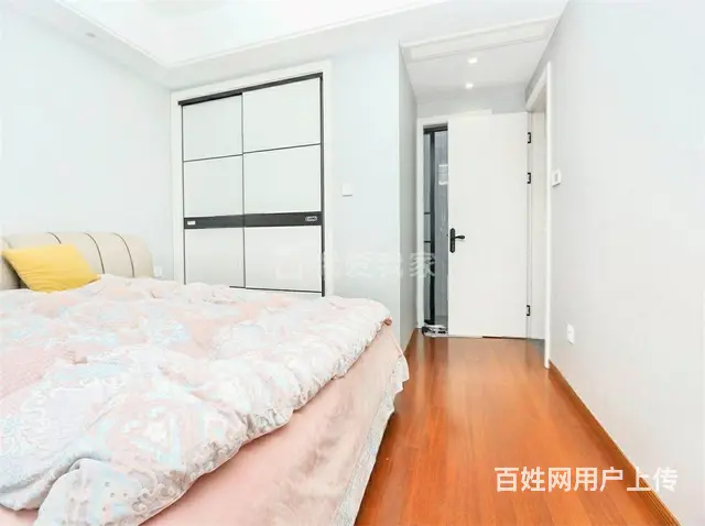 地铁5号线，三开间朝南大三房，户型方正，南北通透， - 图片 5