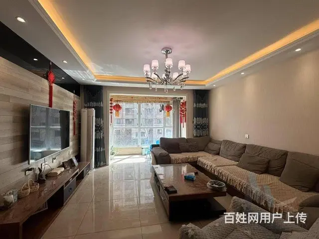 交通方便盛世华府3室精装业主急租 - 图片 1