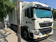 出售20年5月份重汽豪沃9.6米厢式货车 价格不高
