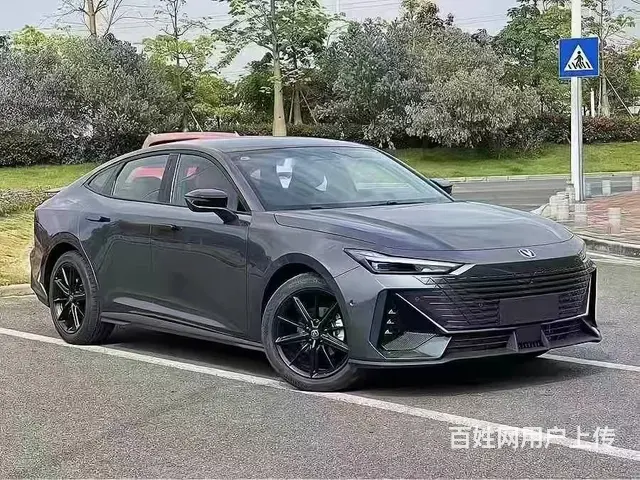 长安 UNI-V 2022款 1.5T 智慧领航型 - 图片 3