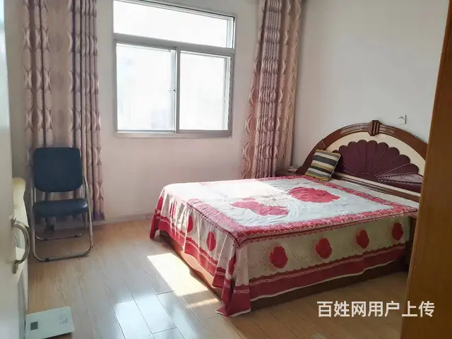 戚谷疃南区重庆街码头小学对面简装两室两厅 很干净 - 图片 1