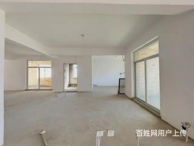 南北通透三面朝阳，阁楼有低点，带大阳台，通透效果好 - 图片 6