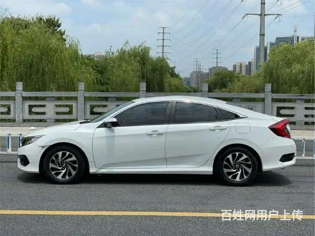 本田 思域 2017款 1.0T 无级 180TURBO 舒 - 图片 7